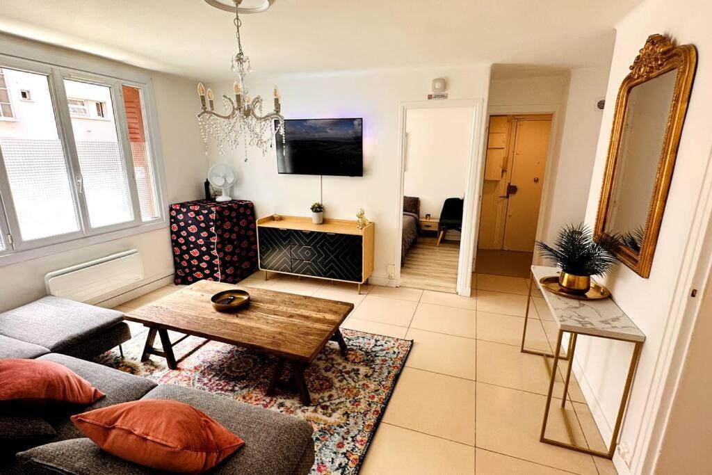Appartement 3 Chambres + Parking A Lyon 7 Bagian luar foto